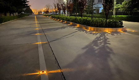  the LED Light of Solar Road Stud Markers