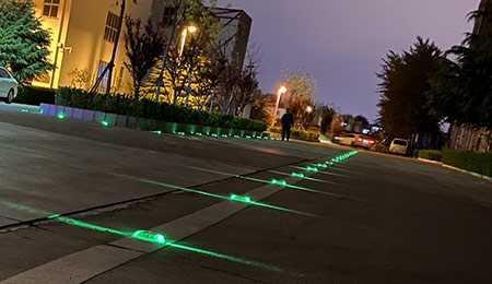 solar road stud marker