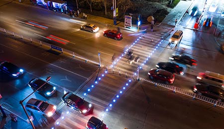 Tachas Vialetas Solares LED en paso de peatones